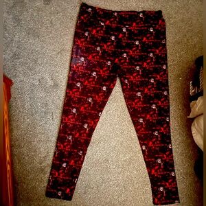 Women’s 2x Plus Size Freddy Krueger Red and Black Leggings